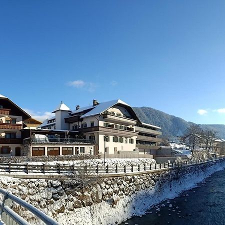 River Hotel Post Chienes Exterior foto